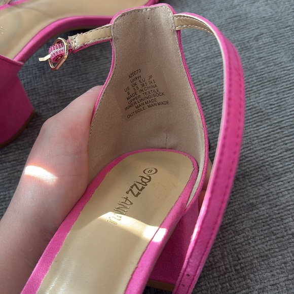 Pink Chunky Heals - Picture 3 of 3